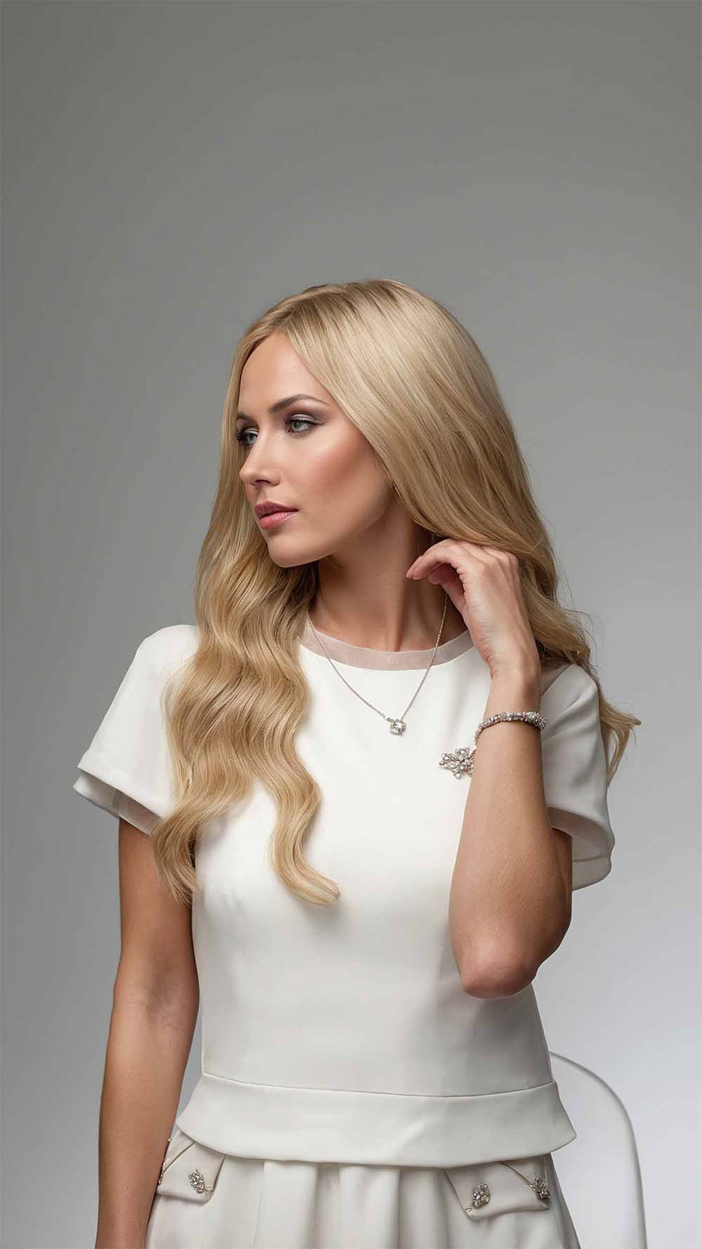 Wheat Blonde Blend Layer Wig - Mongolian Wigs