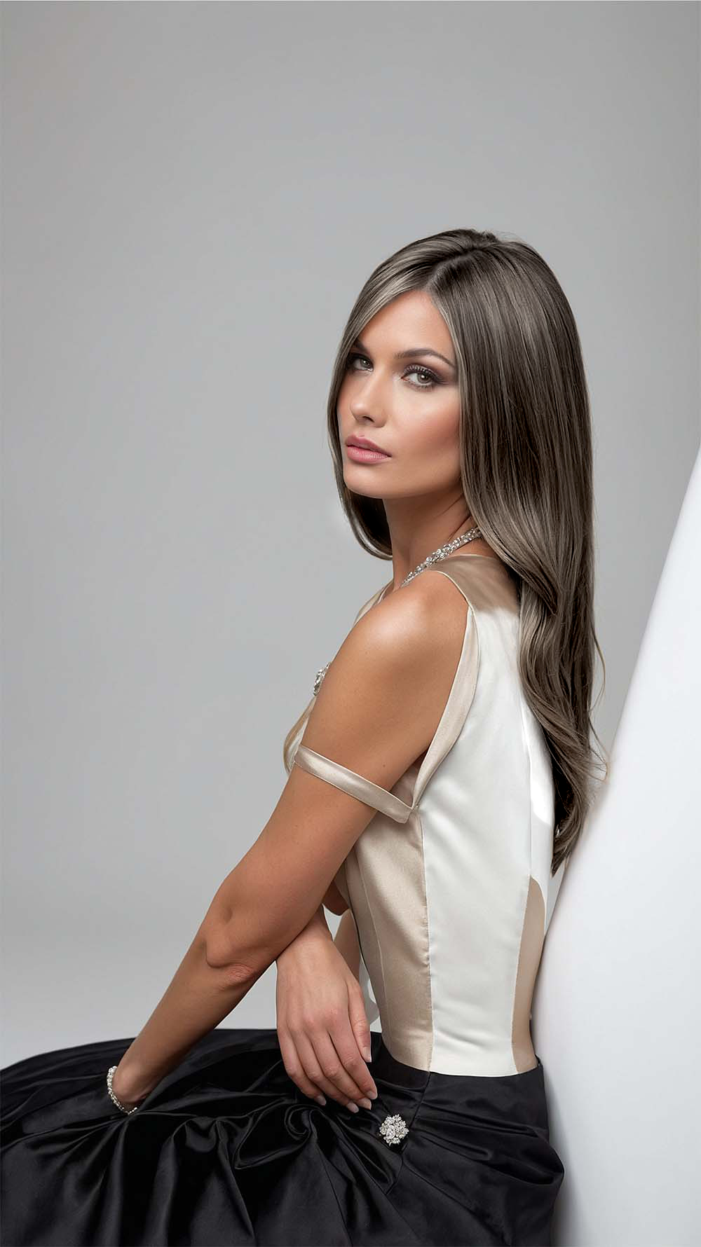 Straight Dark Grey Sonoma Wig